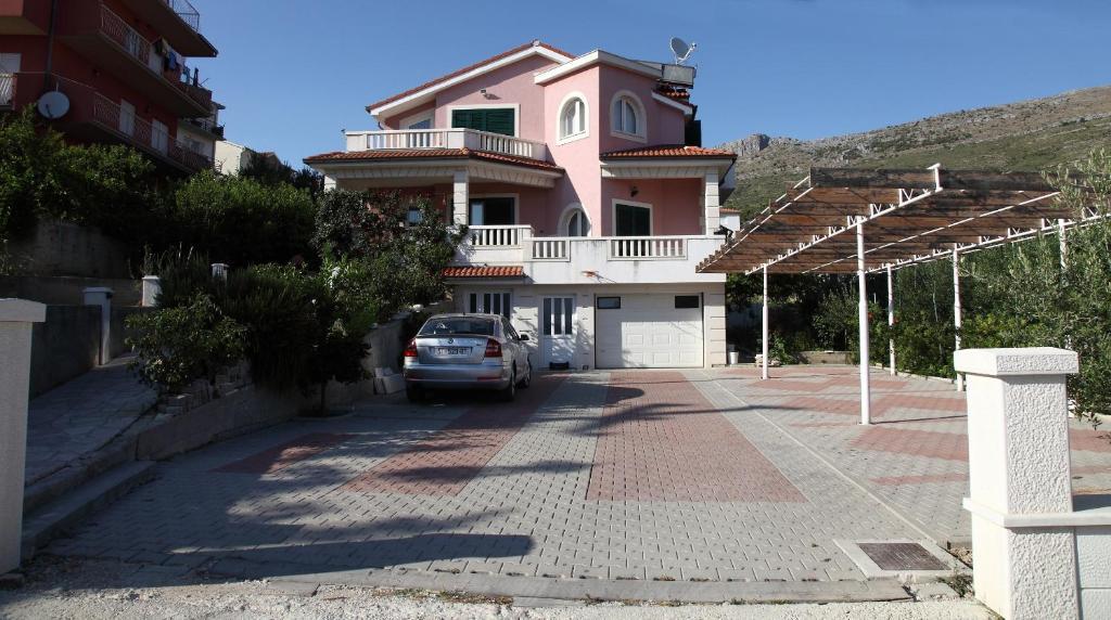 Apartments Dragun Подстрана Екстер'єр фото