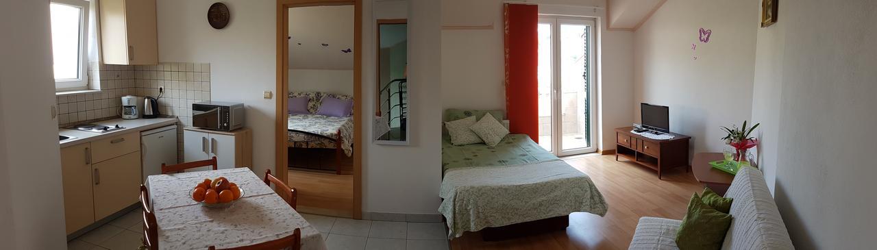 Apartments Dragun Подстрана Екстер'єр фото