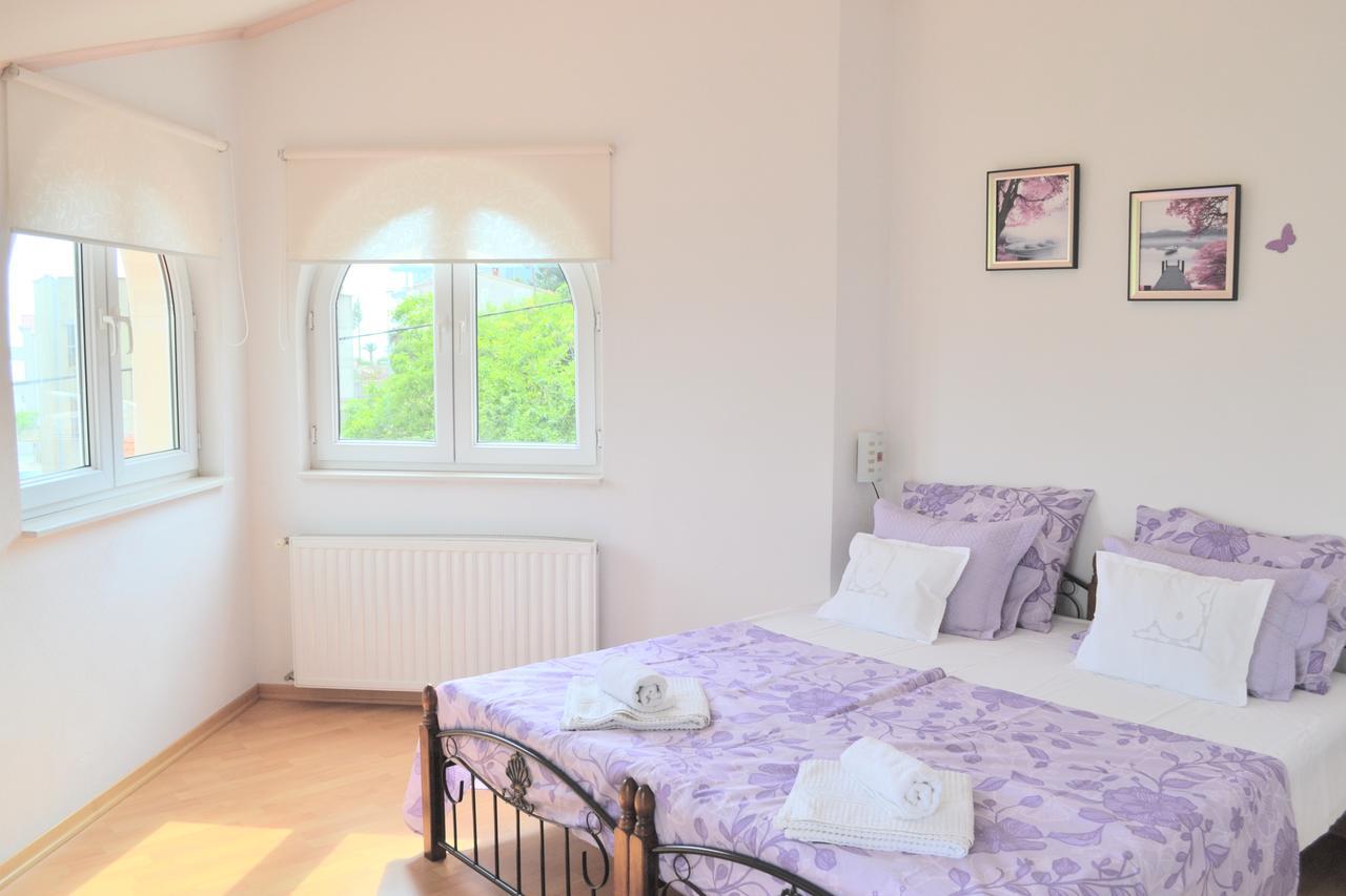 Apartments Dragun Подстрана Екстер'єр фото